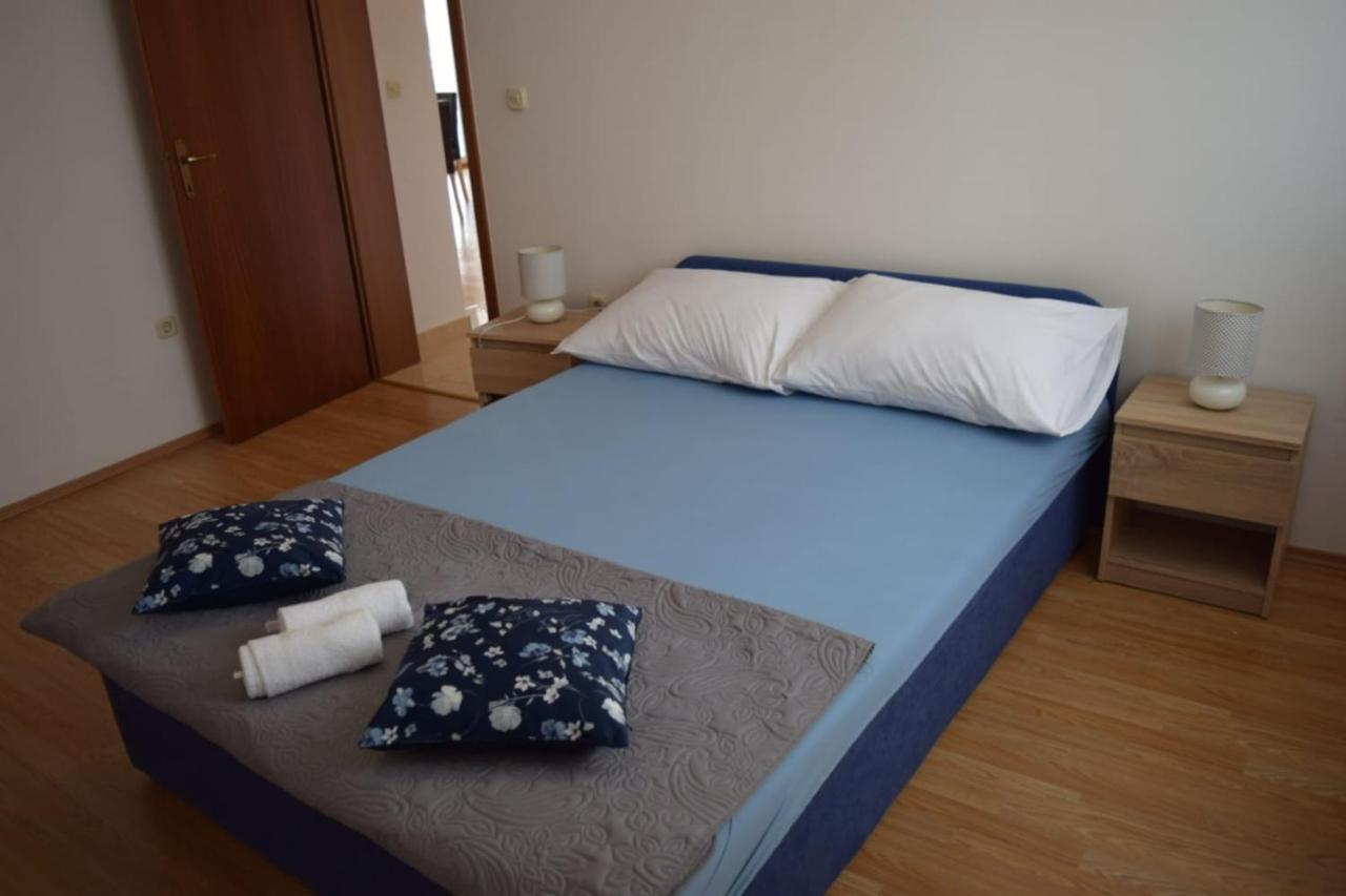 Apartments Marta Кастель-Нови Экстерьер фото