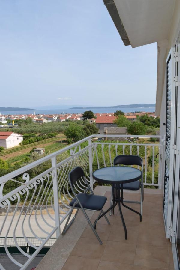 Apartments Marta Кастель-Нови Экстерьер фото