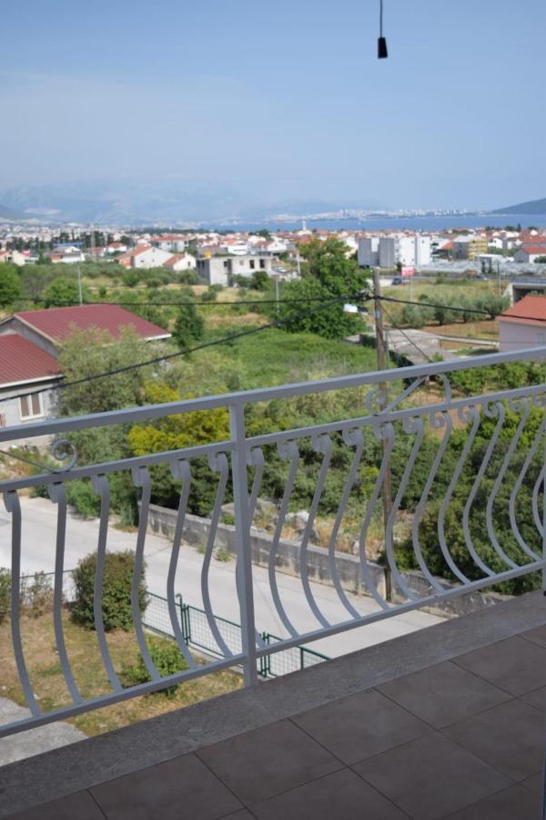 Apartments Marta Кастель-Нови Экстерьер фото