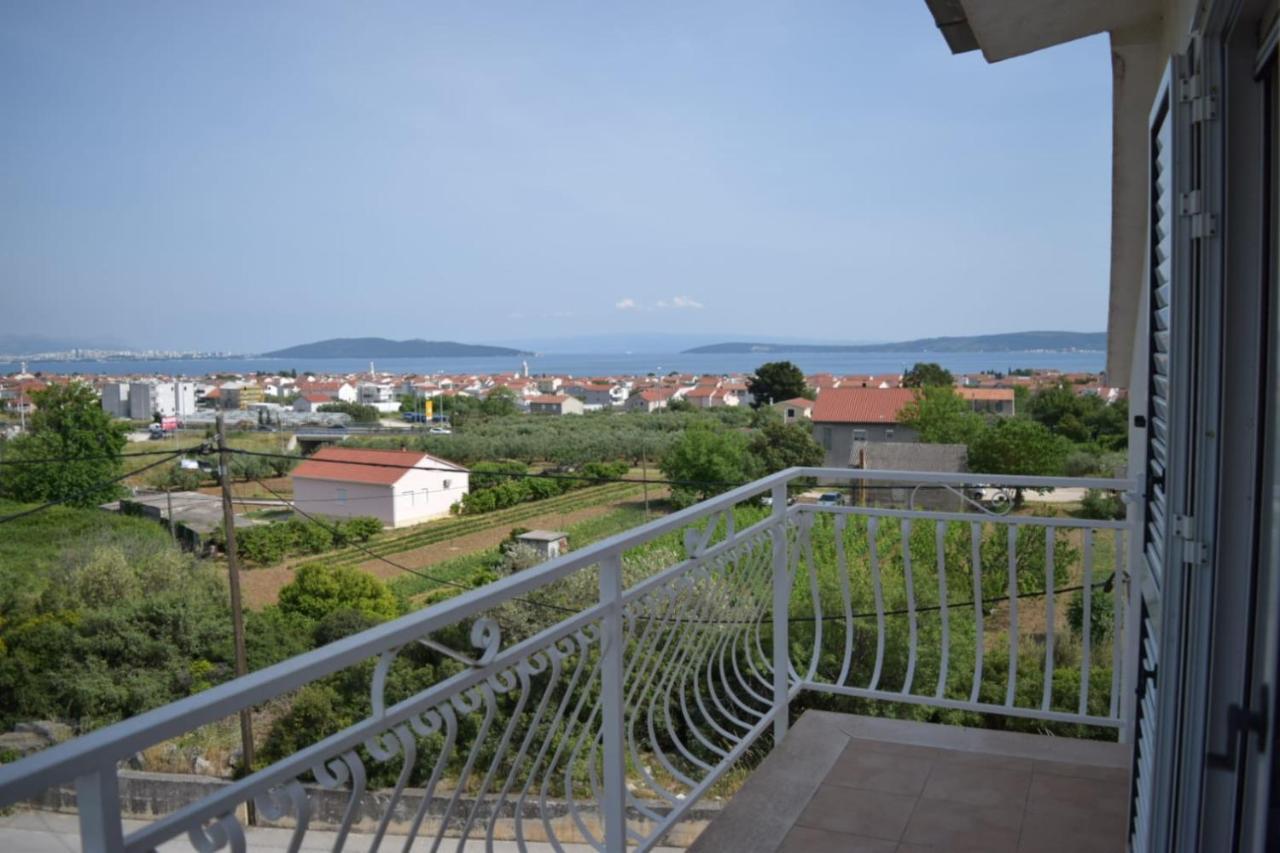 Apartments Marta Кастель-Нови Экстерьер фото