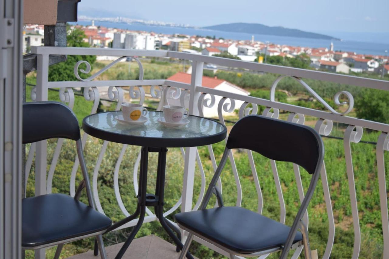 Apartments Marta Кастель-Нови Экстерьер фото